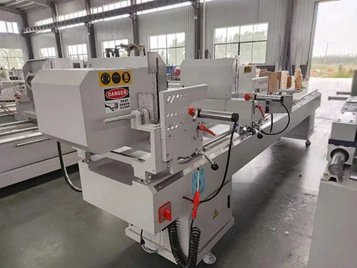 400mm Double Head Precision Cutting Saw PVC Window Profile Peralatan Pemprosesan