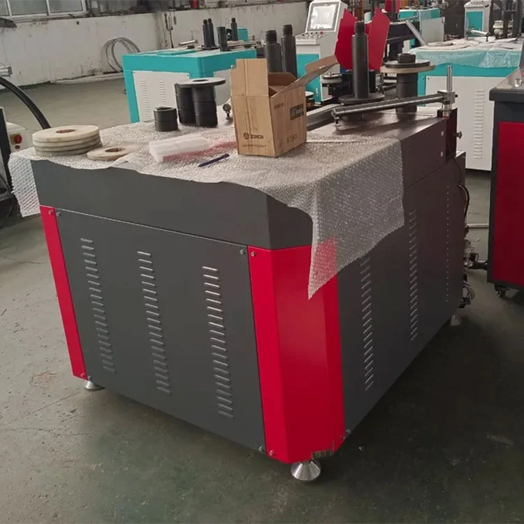 Mesin Pengepit Sudut Empat Kepala CNC